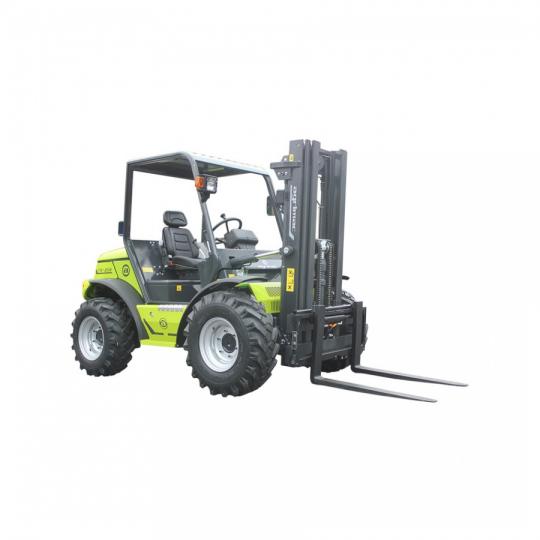CARRETILLA 4 X 4 2500 KG
